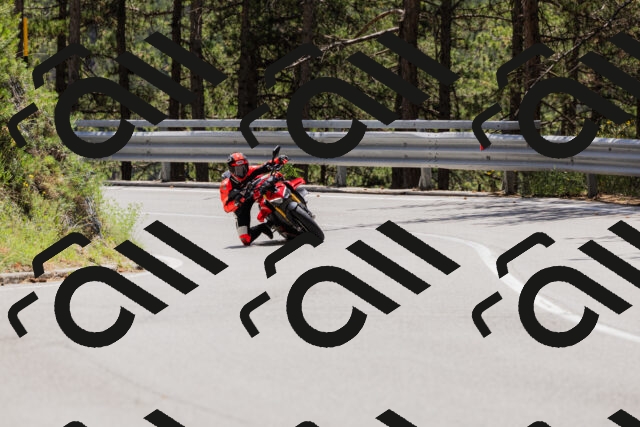 202506281241-_04A5086_c3_