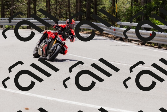 202506281241-_04A5091_c3_