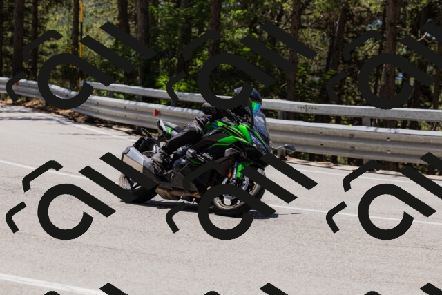 202506281245-_04A5143_c3_