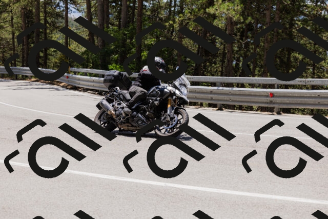 202506281250-_04A5166_c3_