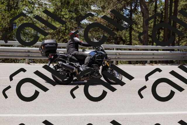 202506281250-_04A5168_c3_