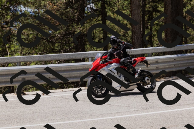 202506281300-_04A5201_c3_