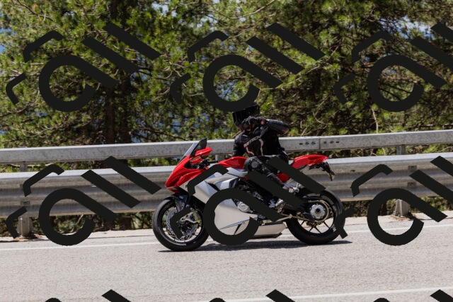 202506281300-_04A5202_c3_