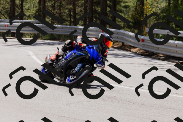 202506281304-_04A5234_c3_