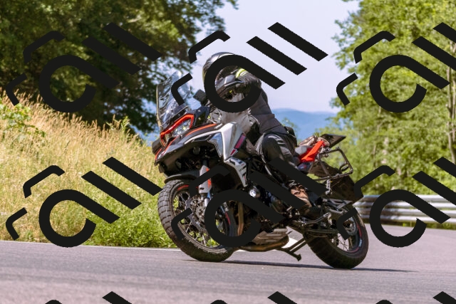 202506281054-_DSC0627_d1_