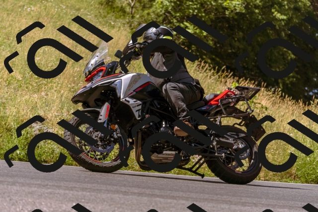 202506281054-_DSC0628_d1_