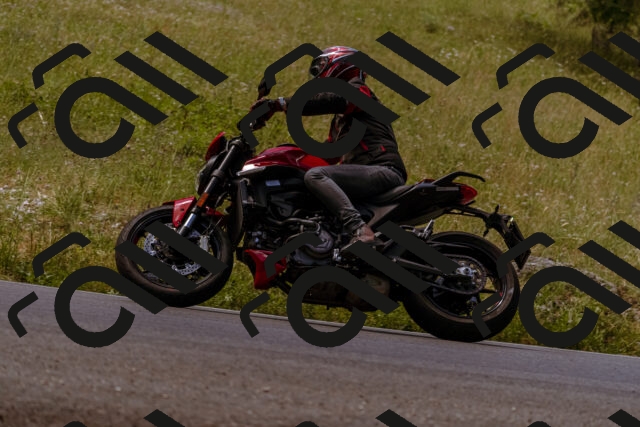 202506281142-_DSC0889_d1_