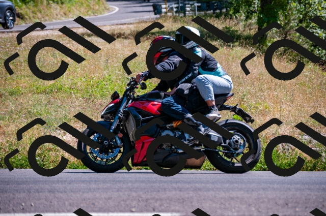 202506281555-DSC_4819_d2_