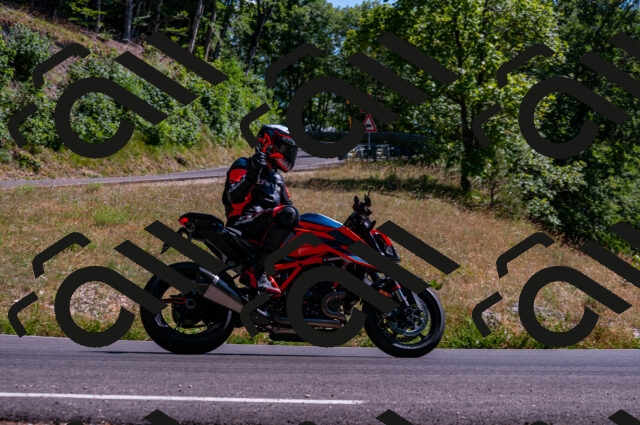 202506281604-DSC_4879_d2_