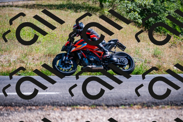 202506281619-DSC_4892_d2_