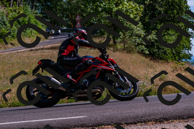 202506281626-DSC_4928_d2_