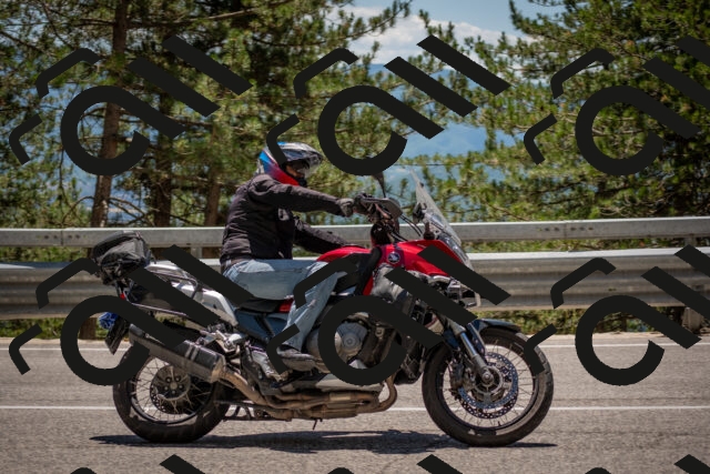 202506281339-DSC_5757_c4_