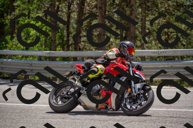 202506281403-DSC_5797_c4_