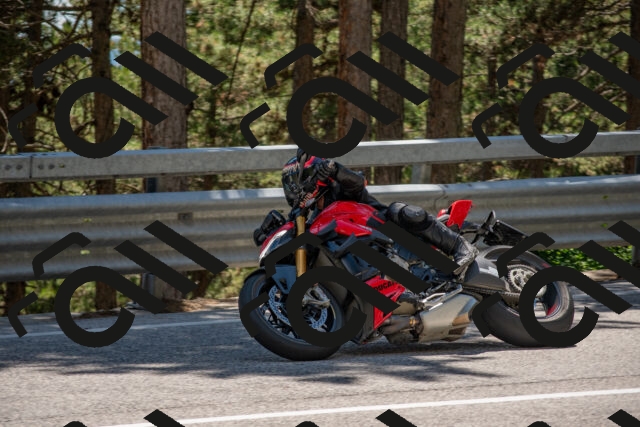 202506281416-DSC_5825_c4_