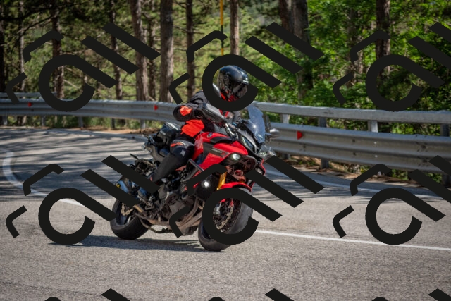 202506281623-DSC_6437_c4_