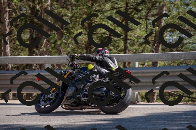 202506281633-DSC_6526_c4_