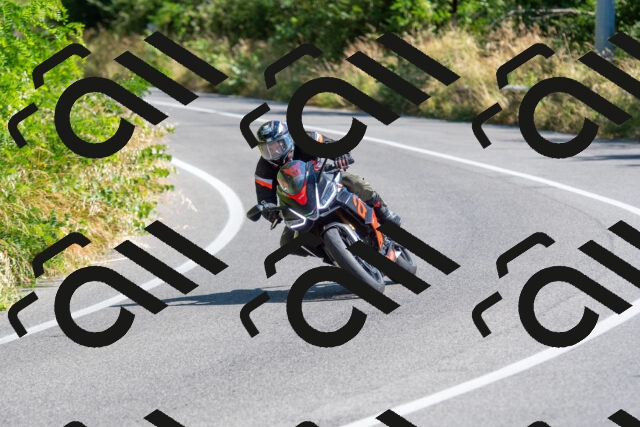 20250628102419-R01_7656_r1