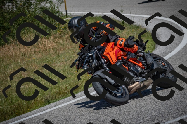 20250630124144-_5007487_am_