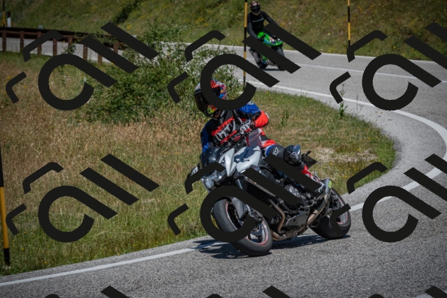 20250630125848-_5007694_am_