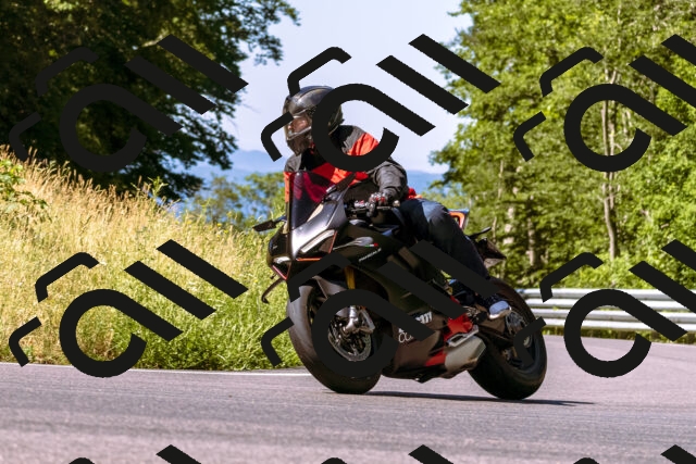 202506291029-_DSC1225_d1_