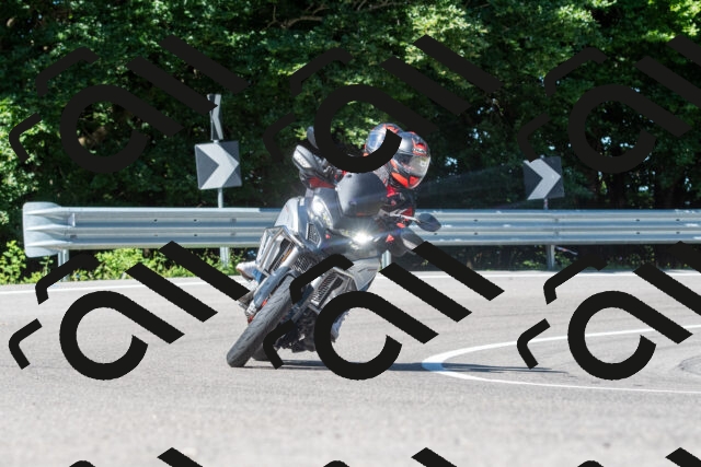 20250629103242-R01_8670_r1