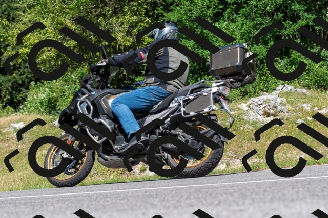 20250629104052-R01_8707_r1