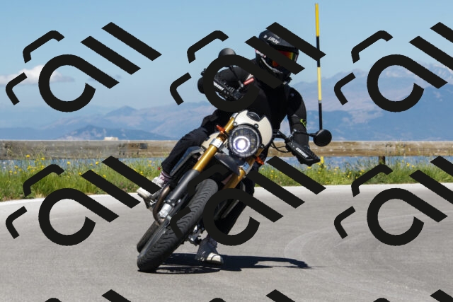 202506291104-239A9511-_c6_