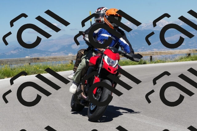 202506291115-239A9558-_c6_