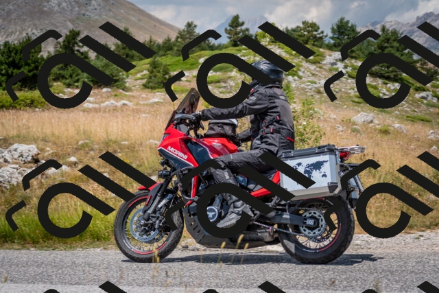 202507051247-DSC_4356_c2