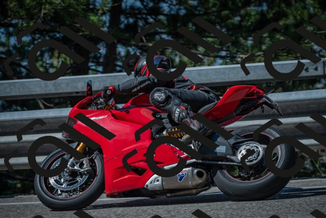 20250706101223-_5007837_am_