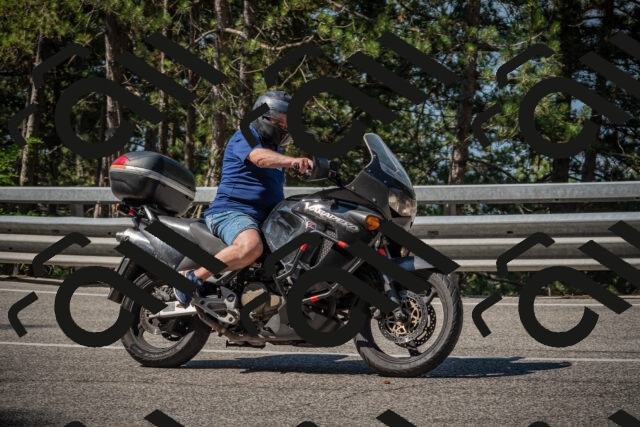 20250706101505-_5007844_am_