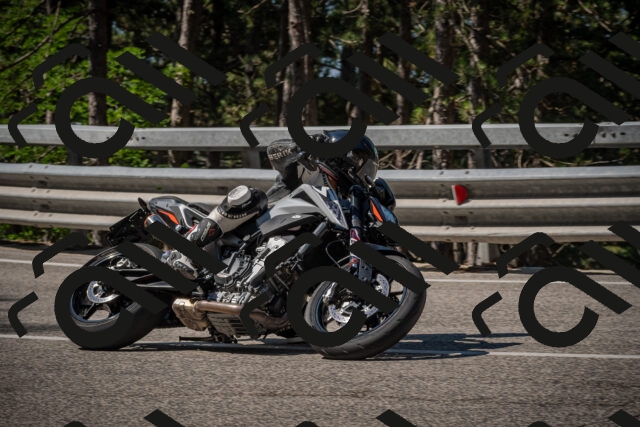 20250706101923-_5007862_am_