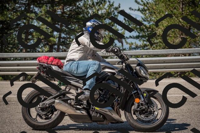 20250706102114-_5007872_am_