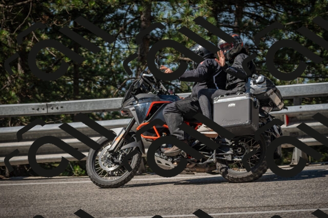 20250706102131-_5007877_am_