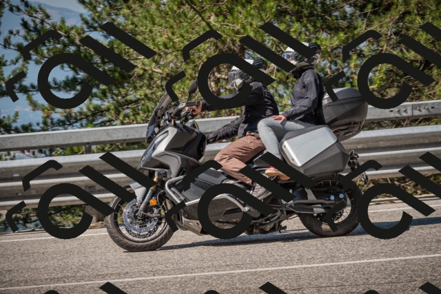 20250706102142-_5007882_am_