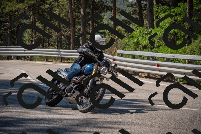 20250706102612-_5007913_am_