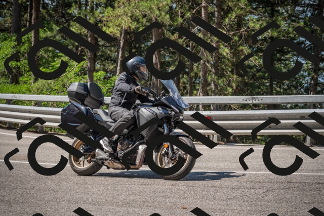 20250706102934-_5007947_am_