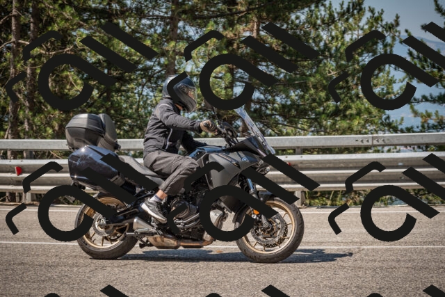 20250706102934-_5007948_am_