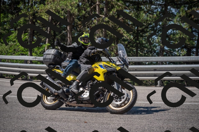 20250706103315-_5007972_am_