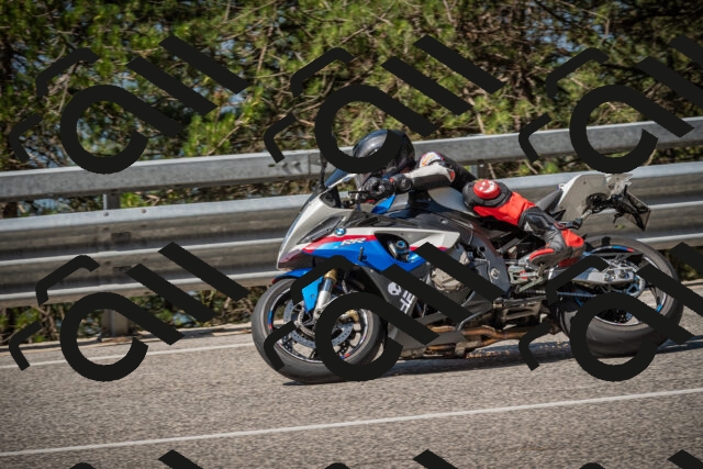 20250706103325-_5007979_am_