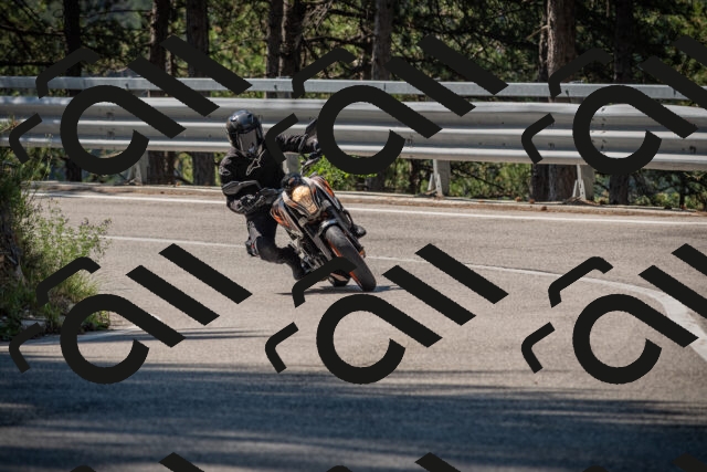 20250706103456-_5007995_am_