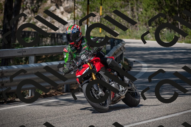 20250706103515-_5008002_am_