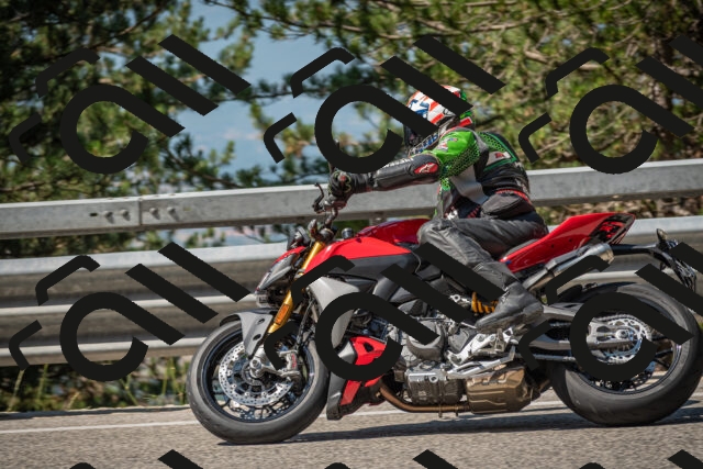 20250706103516-_5008004_am_