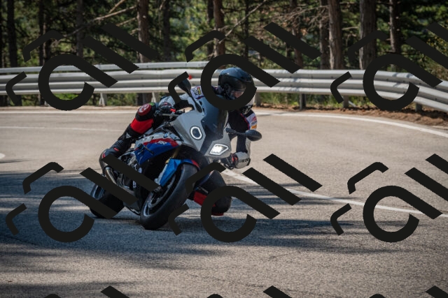 20250706103711-_5008015_am_