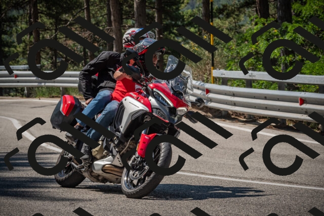 20250706104139-_5008037_am_