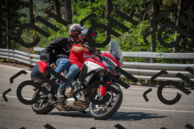 20250706104140-_5008038_am_