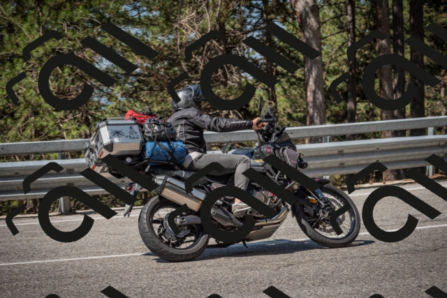 20250706104145-_5008048_am_