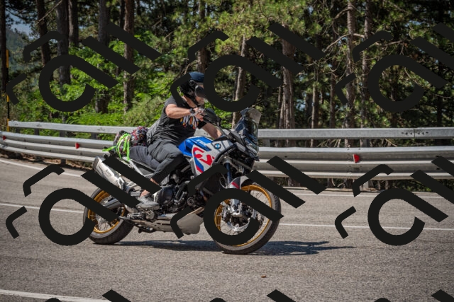 20250706104221-_5008052_am_