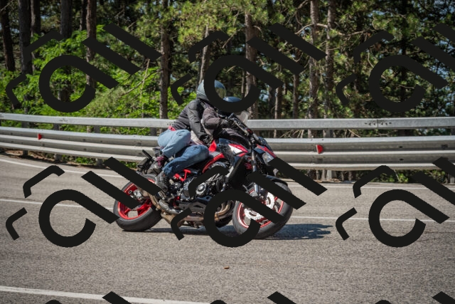 20250706104233-_5008059_am_