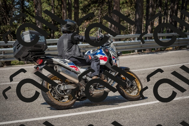 20250706104625-_5008109_am_